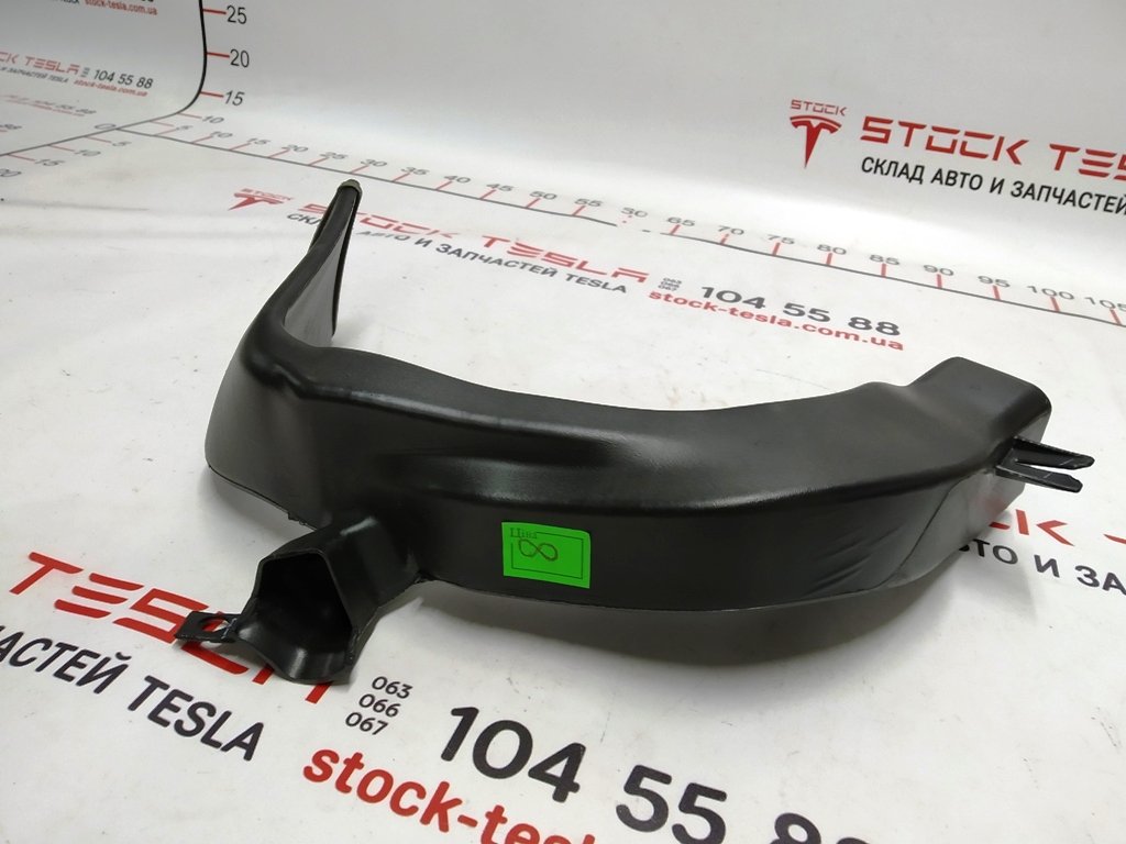 Luftkanal för pelare C ventilationssystem, vänster Tesla Model X 1090898-00-A